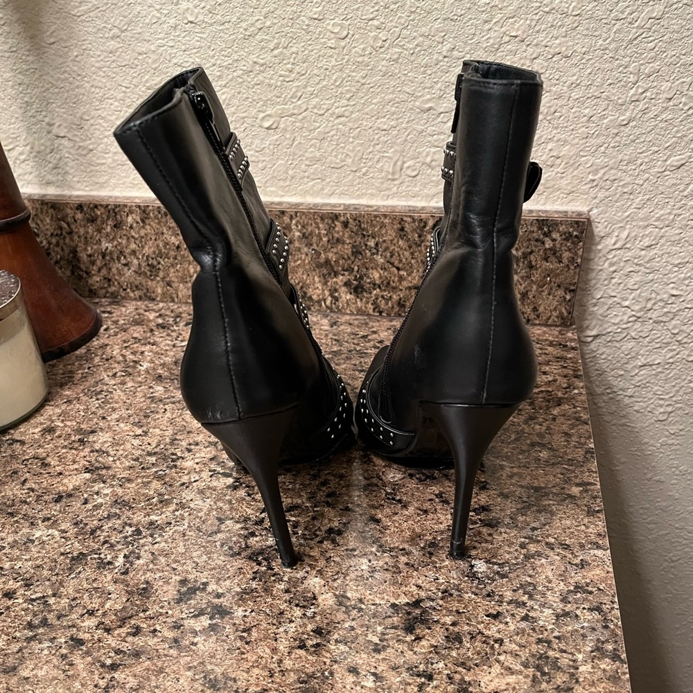 Studded Black Leather Boots
***No BOX***
one scuff mark noted by back heel - Picture 2 of 7